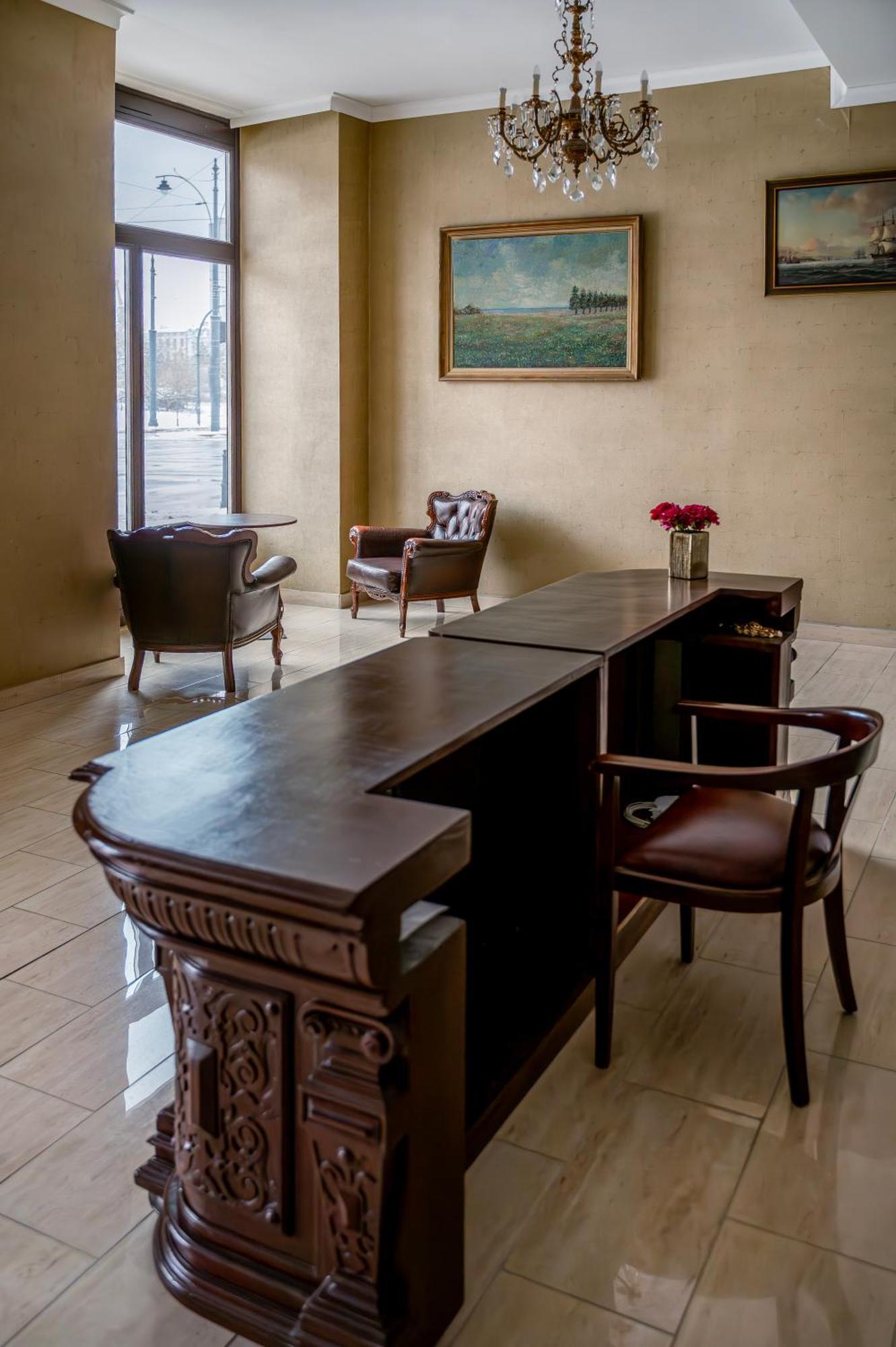 Апартаменти Historic Studio - Top Location, Tram & Shops Nearby, Fabryczna - By Rentujemy Лодзь Екстер'єр фото